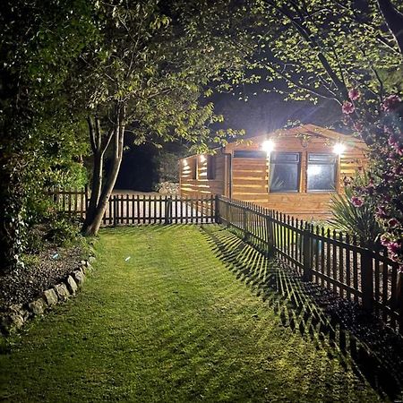 Snowdonia Cabin Caernarfon Exterior photo