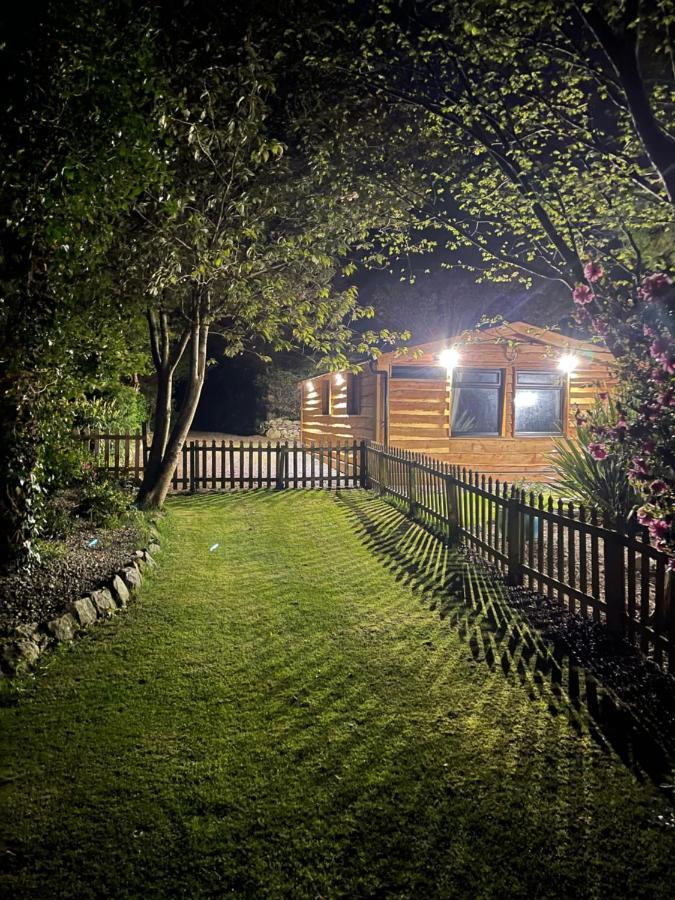 Snowdonia Cabin Caernarfon Exterior photo